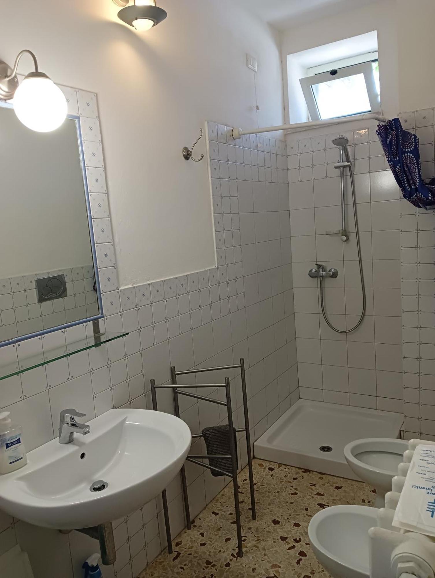 B&B Il Secolo Breve Ortona Luaran gambar